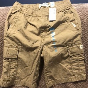 Boys 8 Adjustable waist cargo shorts. Khaki